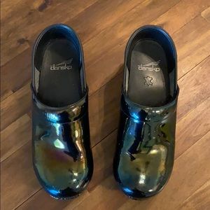 Dansko size 37